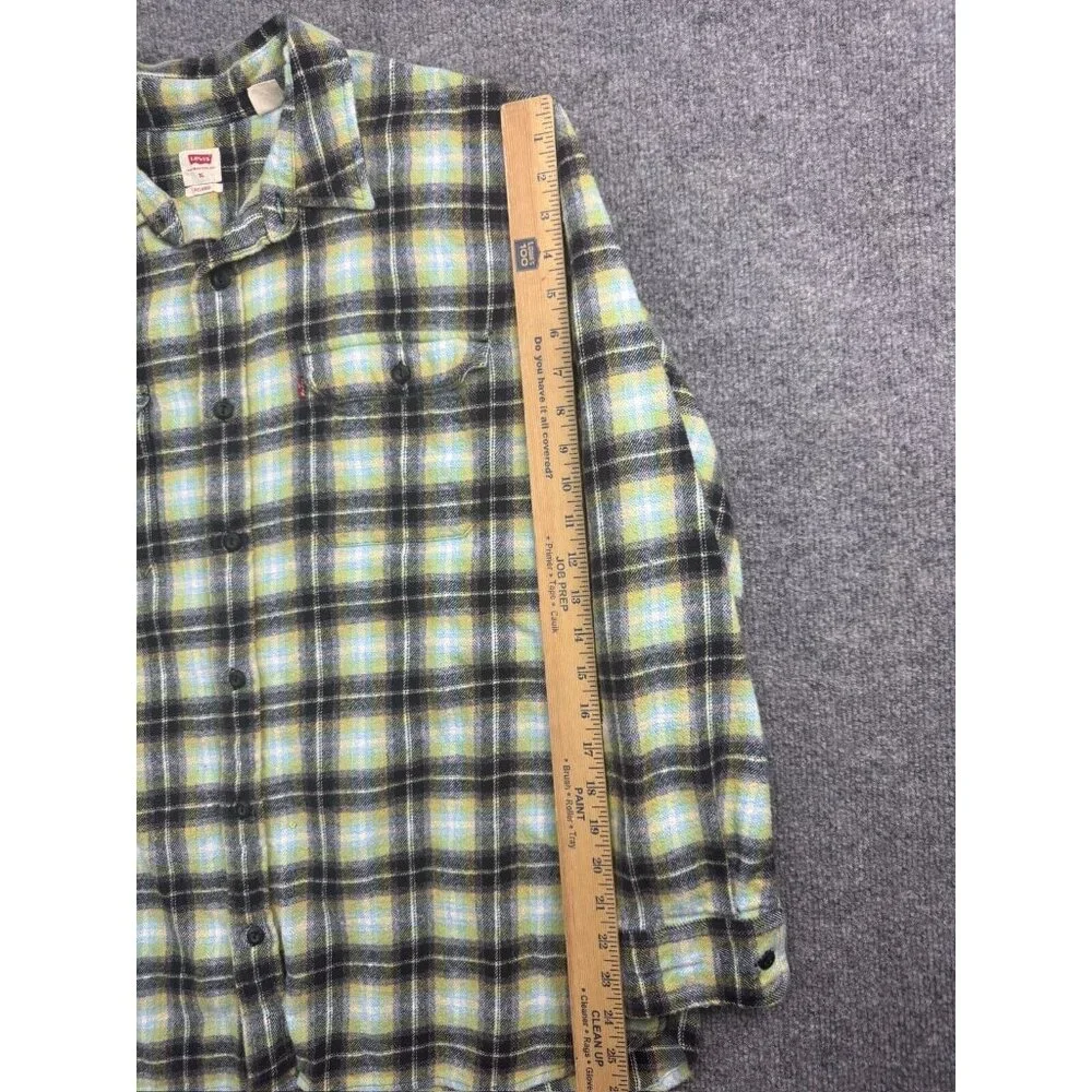 Levi's Flannel Shirt Men's XL Plaid Relaxed Fit Long Sleeve Button‎ Up Casual
